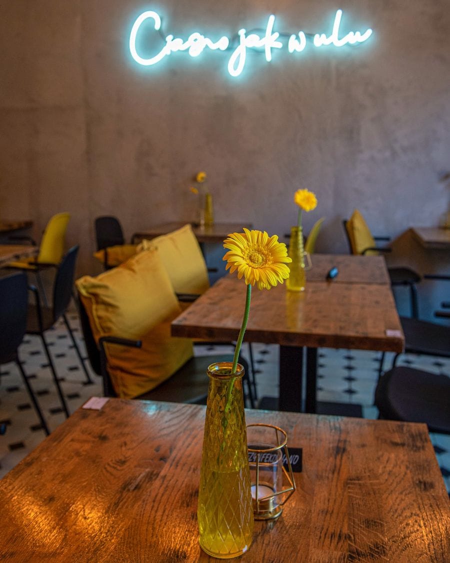 Zdjęcie restauracji Ciasno Jak W Ulu