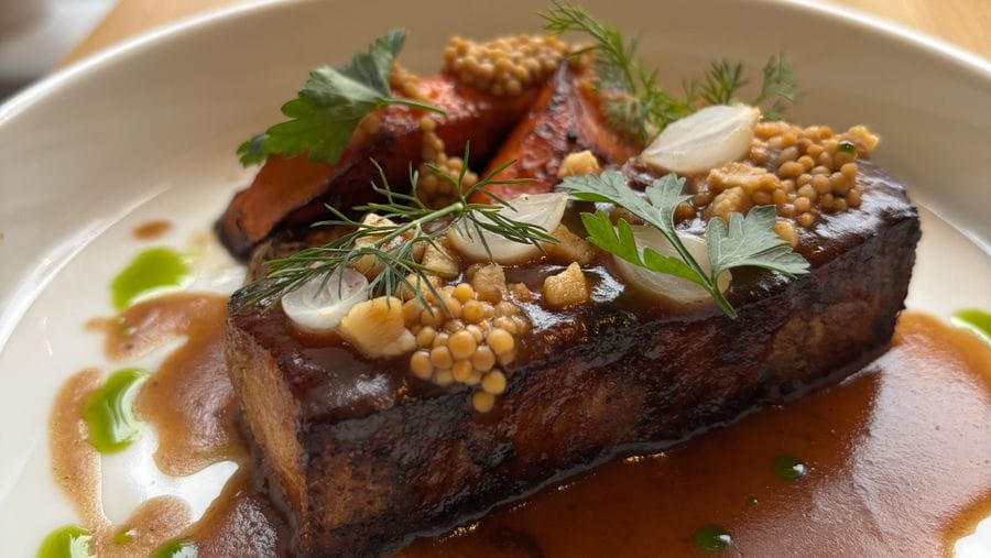 Kameralna Jedzenie i Wino