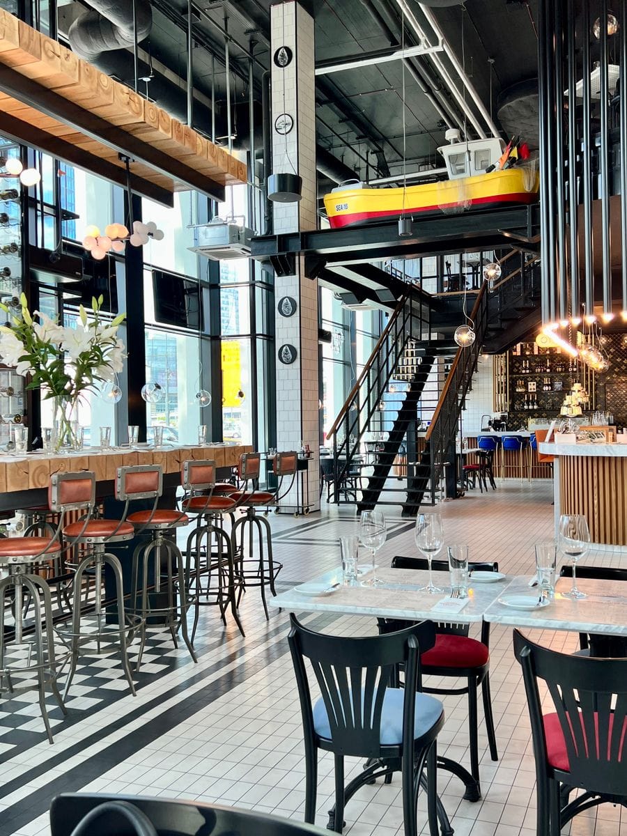 Seafood Station Restaurant & Oyster Bar