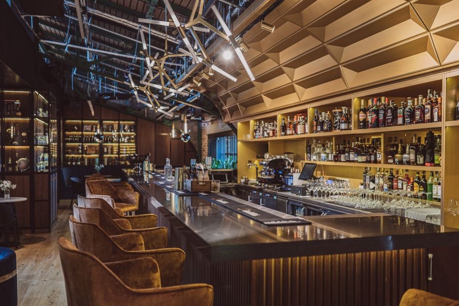 Zdjęcie restauracji Upper Deck Wine & Cocktail Bar